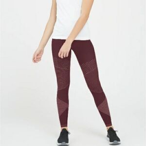 NWOT SPANX look at me now seamless moto leggings in wine, size S